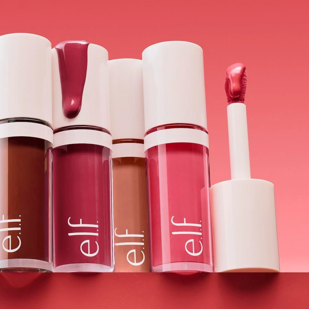 Verschillende tinten van e.l.f. Camo Liquid Blush voor een frisse en natuurlijke uitstraling.