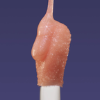 XXL-applicator van e.l.f. Glow Reviver Lip Oil Glimmer met glinsterende lipolie.