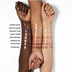 Swatches van e.l.f. Glow Reviver Lip Oil Glimmer op verschillende huidtinten.