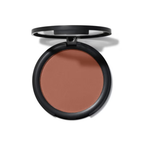 e.l.f. Primer-Infused Matte Bronzer met opbouwbare dekking en natuurlijke matte finish voor een zongebruinde uitstraling.